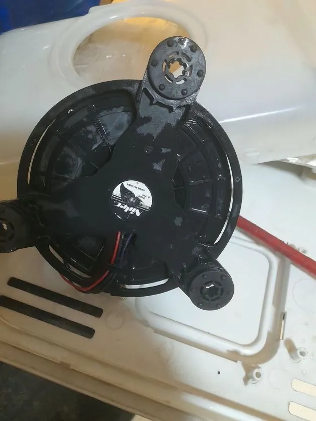 Washing machine drum pulley and motor