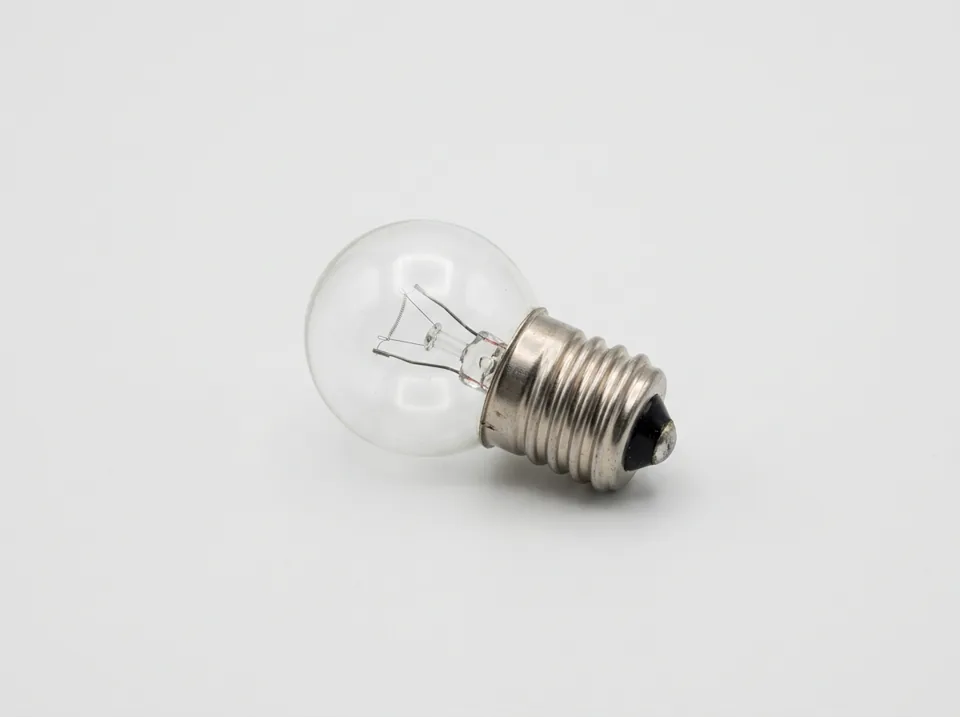 Microwave light bulb