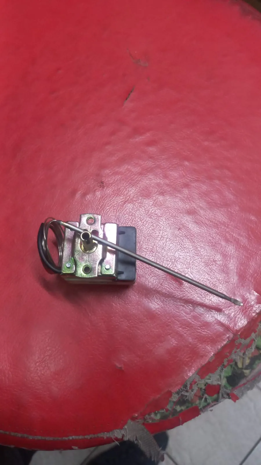 Fridge thermostat
